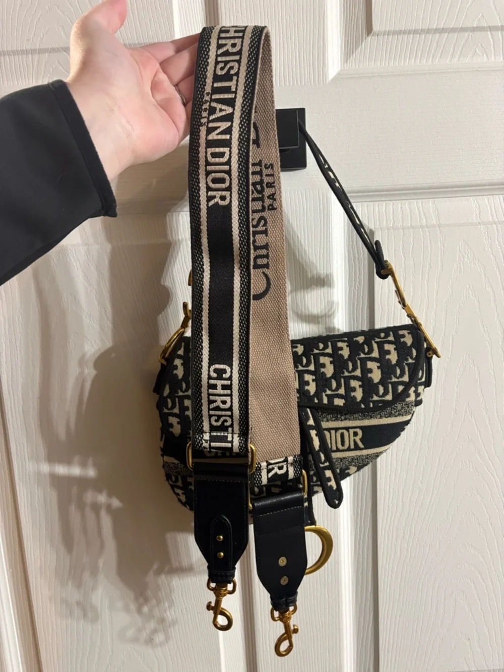 Dior Beige & Navy Oblique Saddle Bag with Gold 'D' Charm - Picture 4 of 8